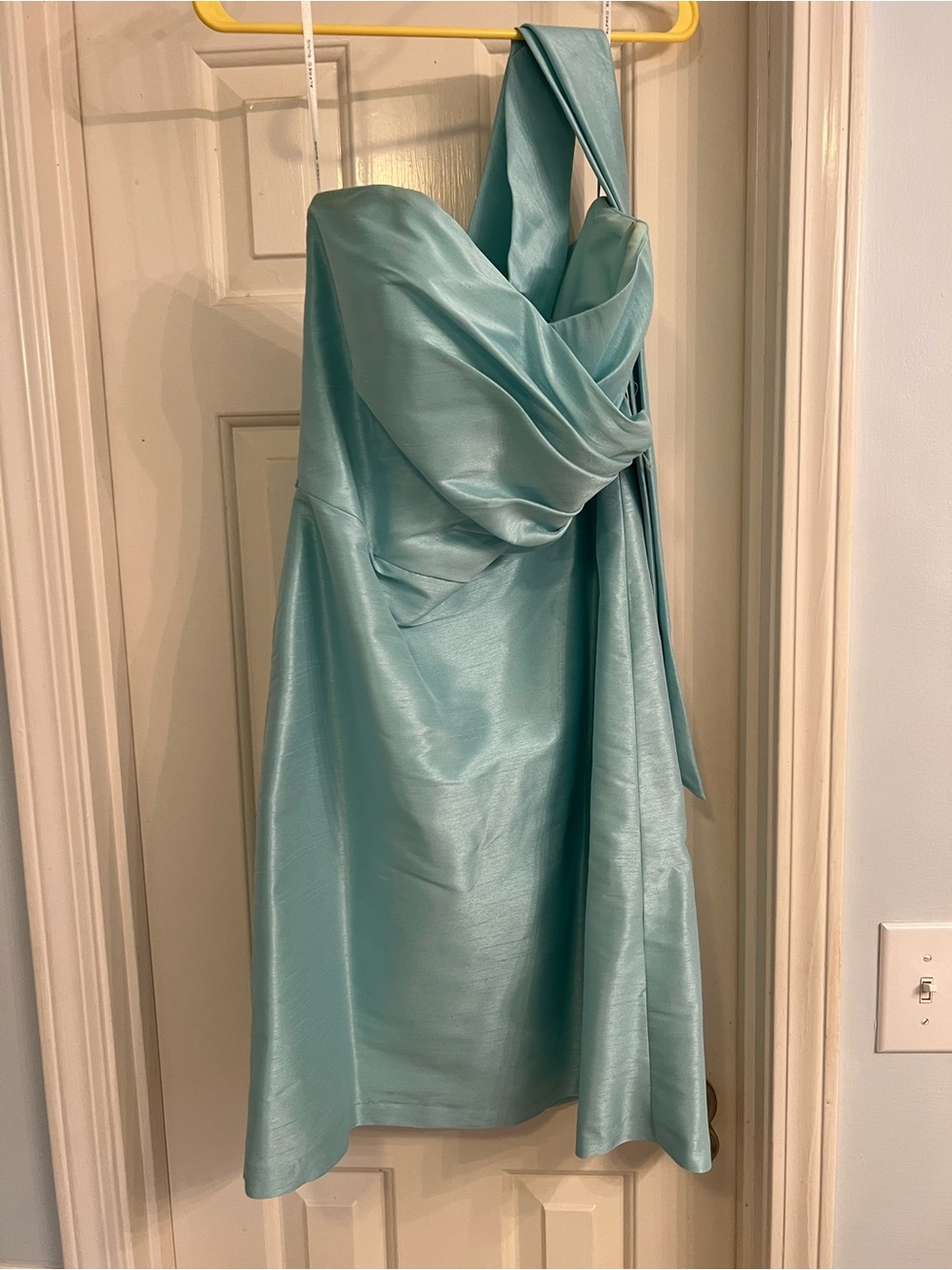 ALFRED‎ SUNG Aqua Satin Strapless Bridesmaid Dress